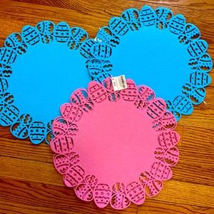 6 Easter Placemats NWT